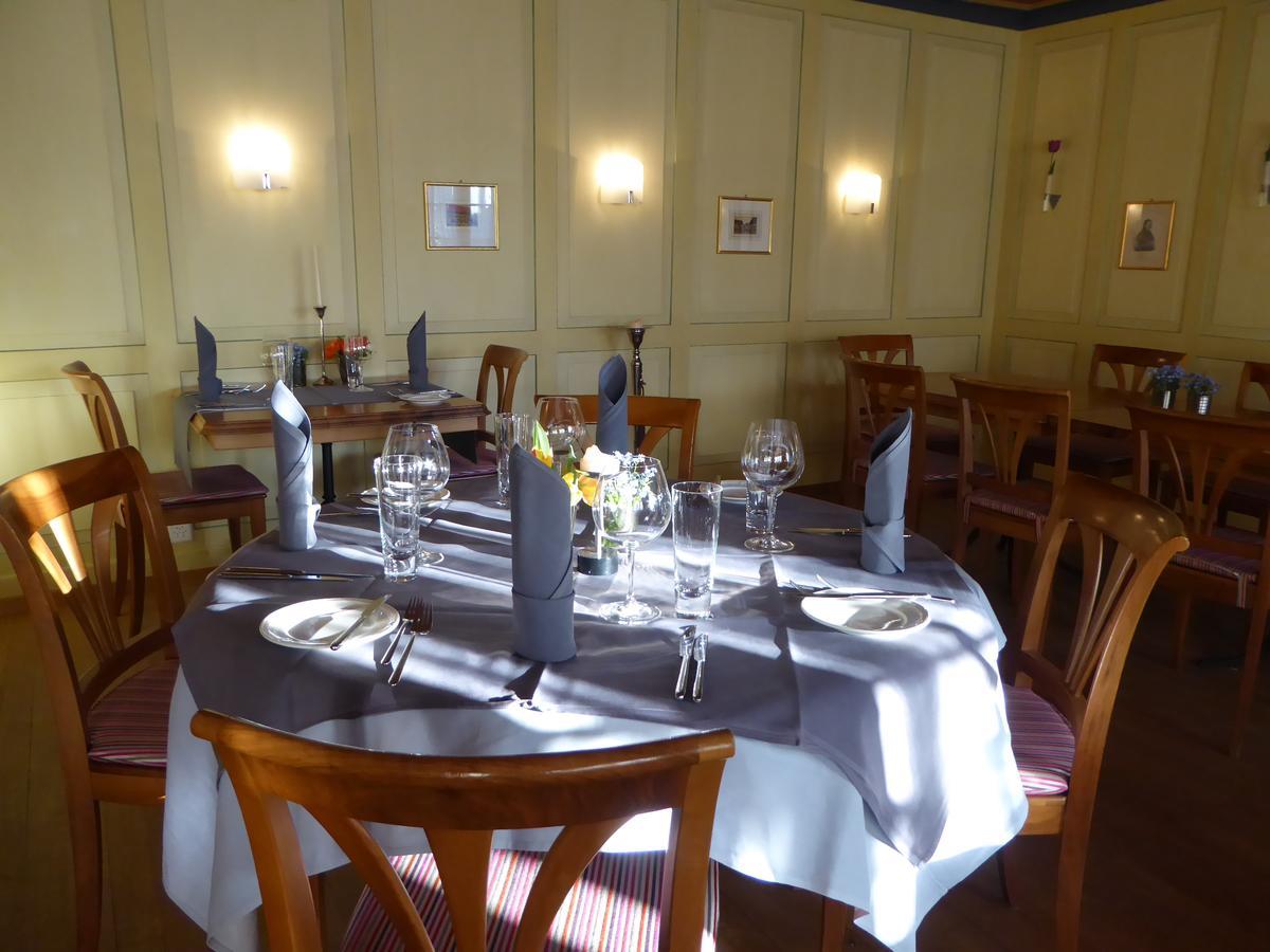 Hôtel Gasthaus Zum Trauben à Weinfelden Extérieur photo