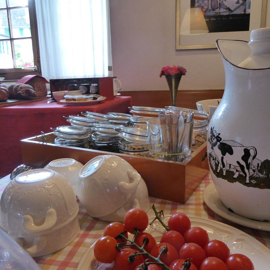 Hôtel Gasthaus Zum Trauben à Weinfelden Extérieur photo