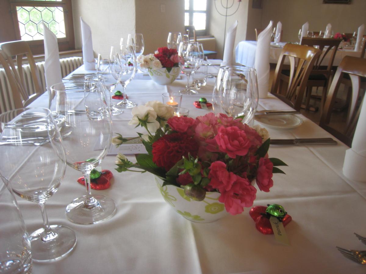 Hôtel Gasthaus Zum Trauben à Weinfelden Extérieur photo